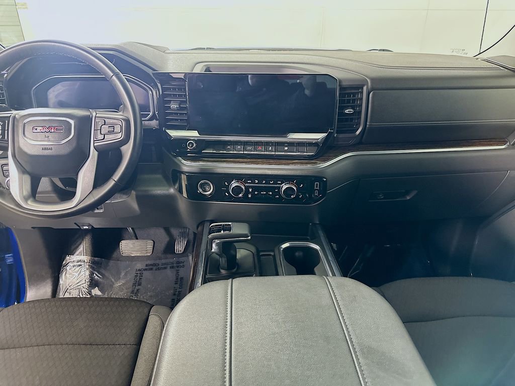 Used 2023 GMC Sierra 1500 Elevation image 18