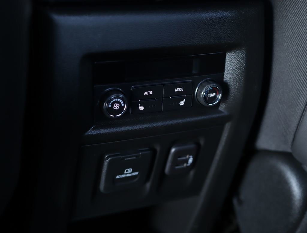 Certified 2023 Chevrolet Traverse High Country w/ LPO, Floor Liner Package image 31