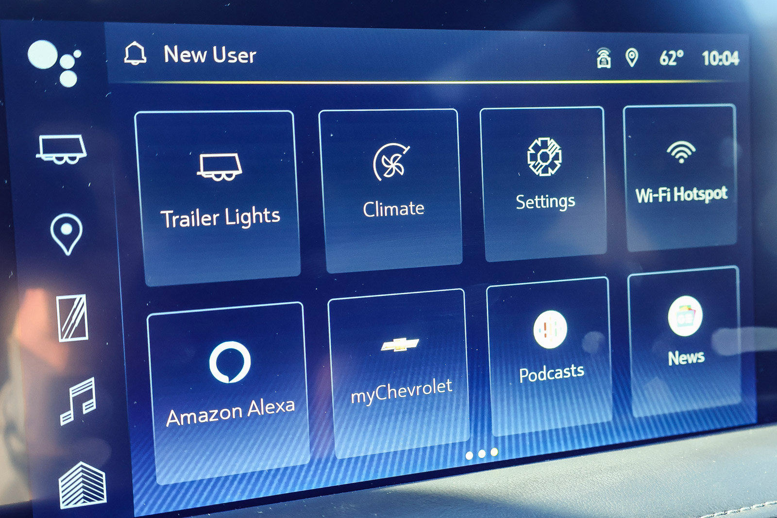 Used 2024 Chevrolet Suburban LT image 5