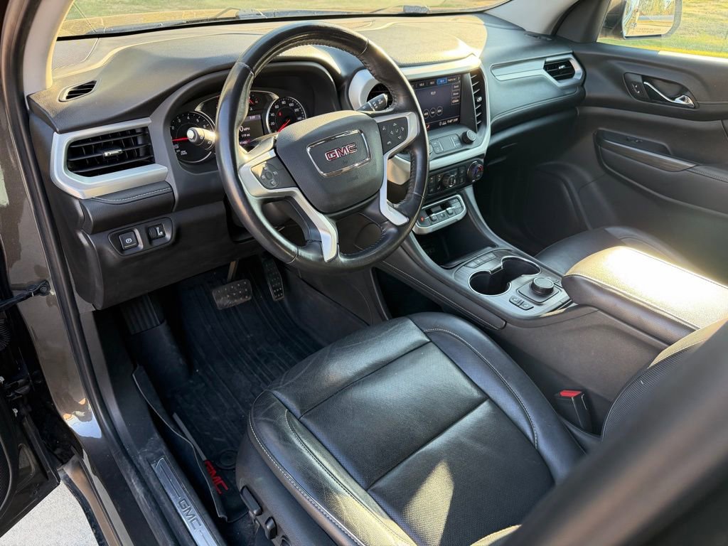 Used 2020 GMC Acadia SLT w/ LPO, Floor Liner Package image 13