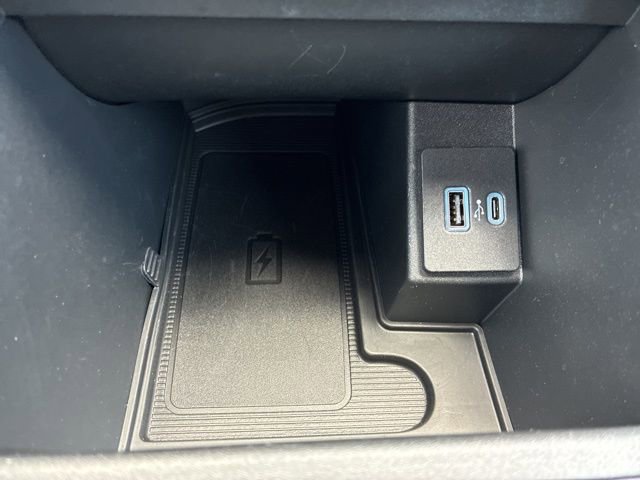 Used 2024 Ford Edge ST-Line AWD/4WD image 37