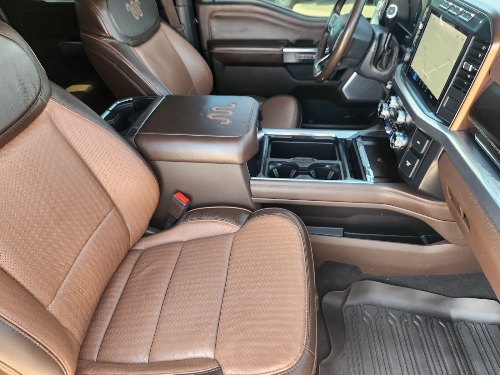 Used 2024 Ford F250 King Ranch w/ Chrome Package AWD/4WD image 18