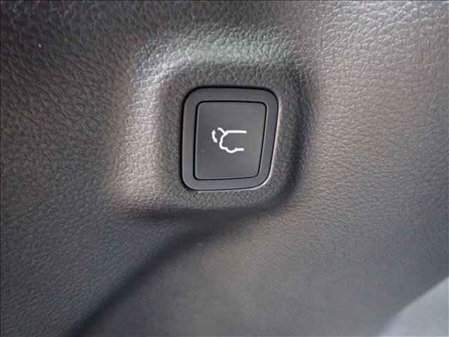 New 2026 Jeep Compass Latitude AWD/4WD image 9