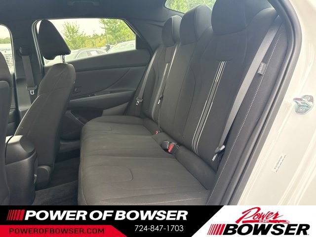 Used 2025 Hyundai Elantra SEL w/ Cargo Package FWD image 11
