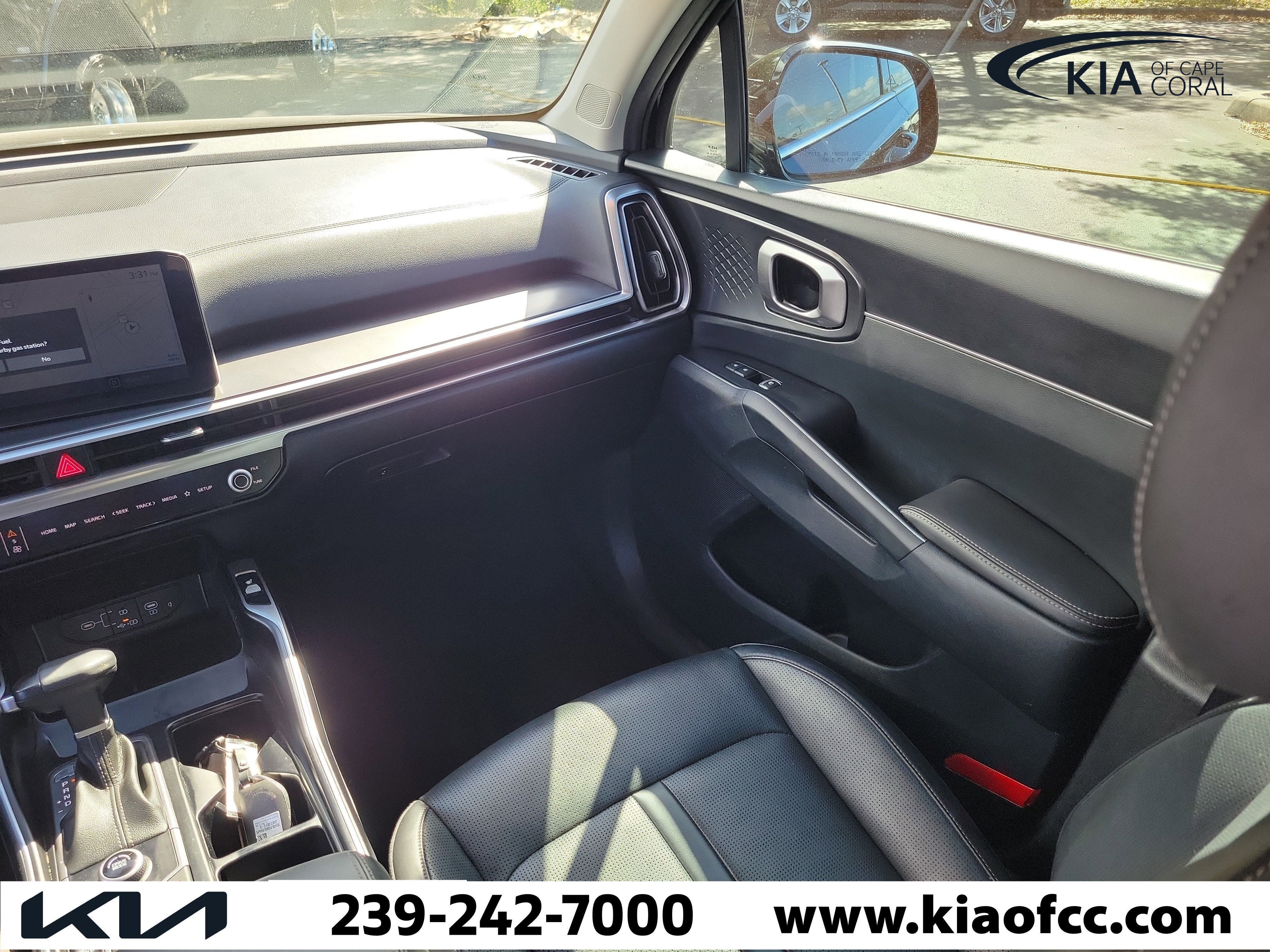 Certified 2024 Kia Sorento S FWD image 18