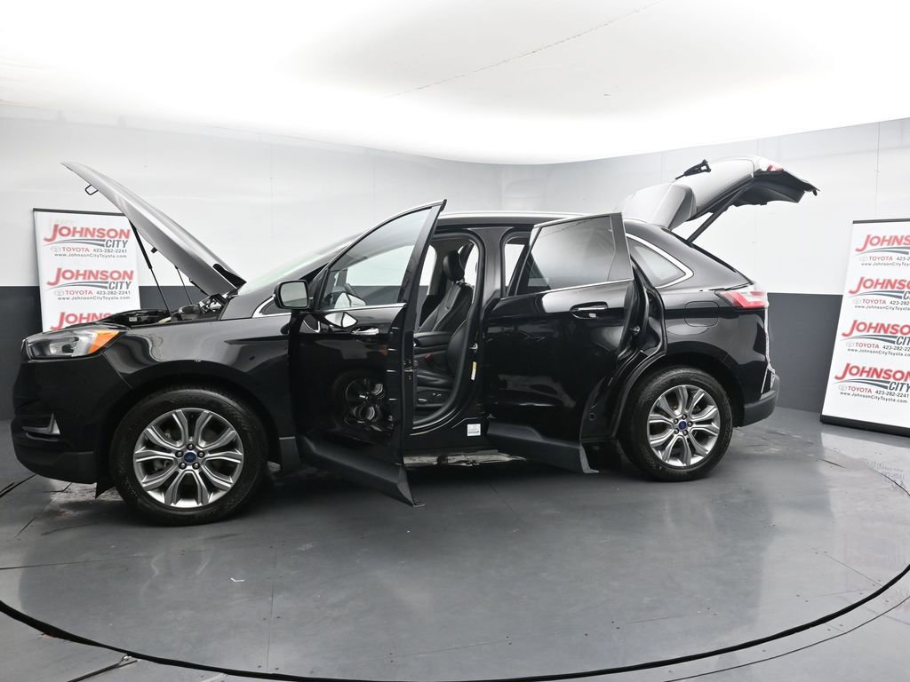 Used 2019 Ford Edge Titanium w/ Cargo Accessory Package image 46