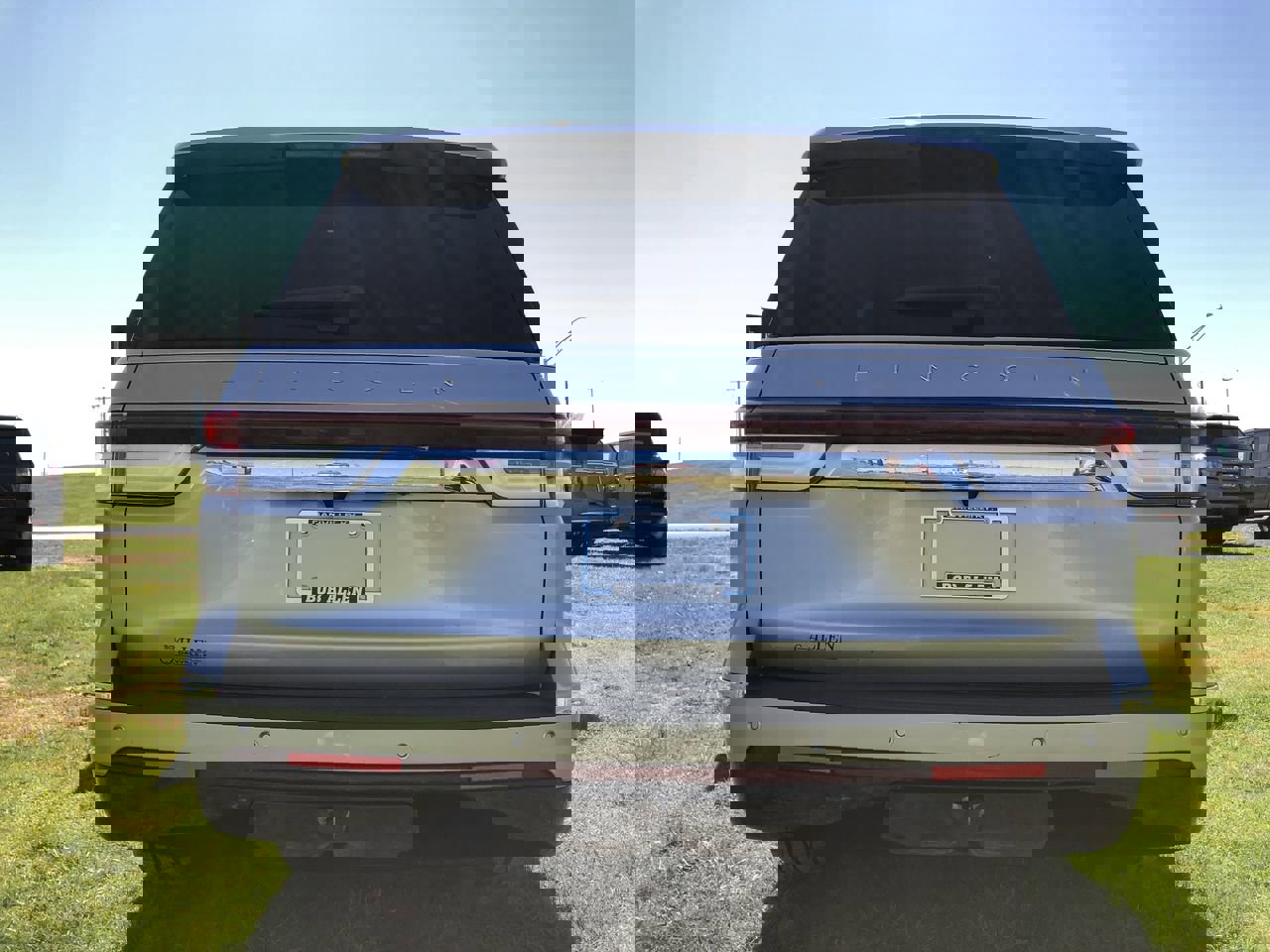 Used 2023 Lincoln Navigator Reserve image 11