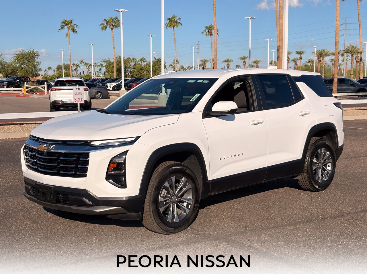 Used 2026 Chevrolet Equinox LT AWD/4WD image 1