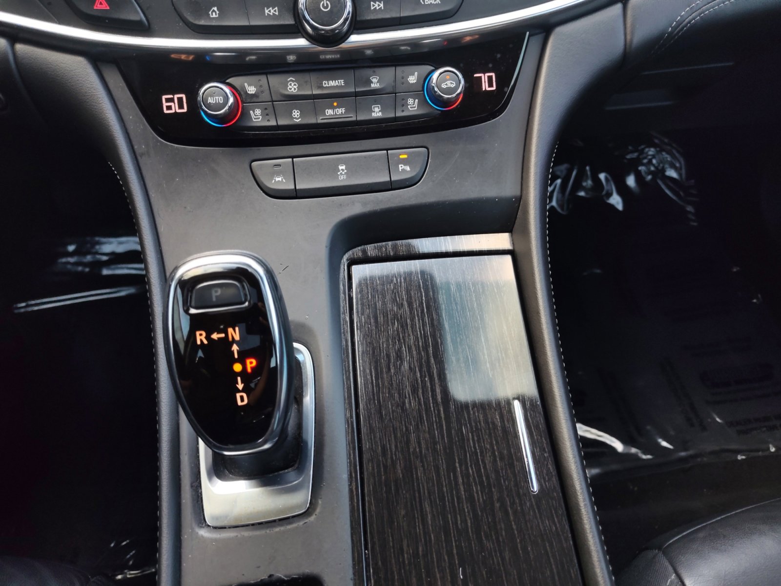 Used 2017 Buick LaCrosse Premium w/ Sun and Shade Package image 20