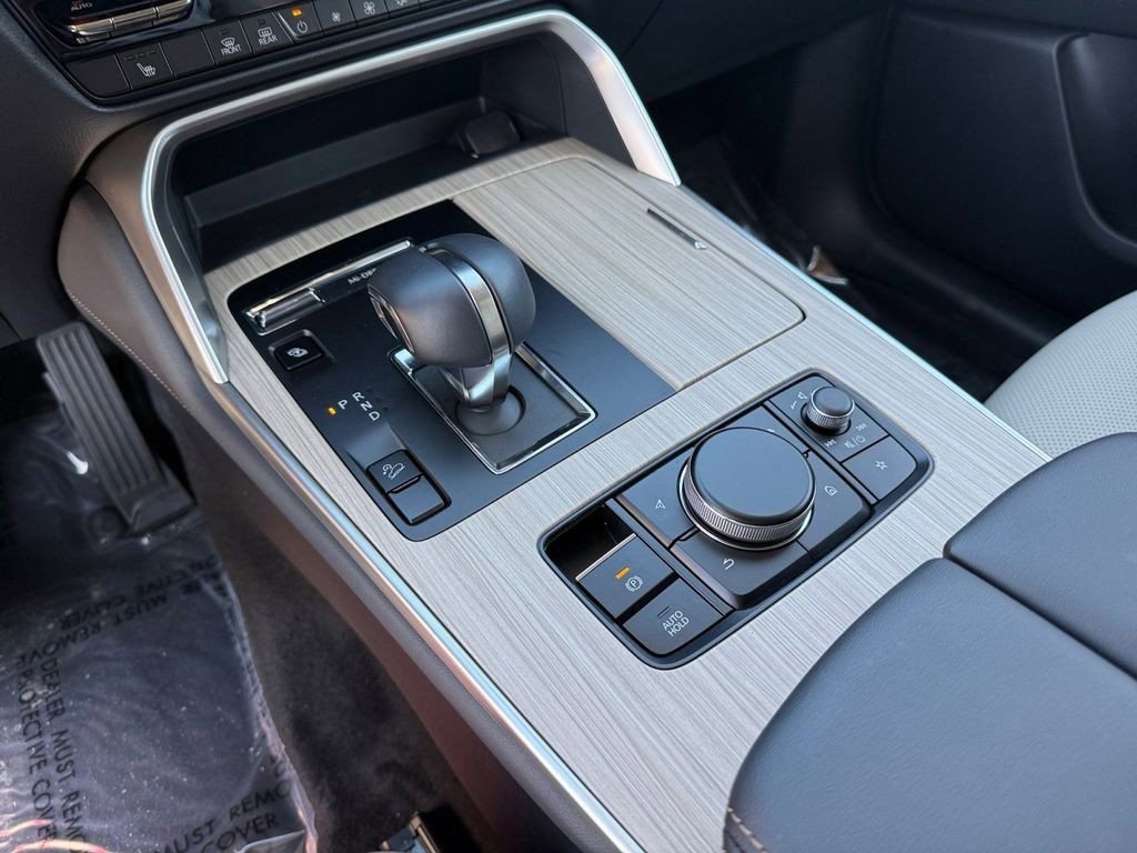 Used 2025 MAZDA CX-70 Plug-In Hybrid w/ Premium Pkg image 22