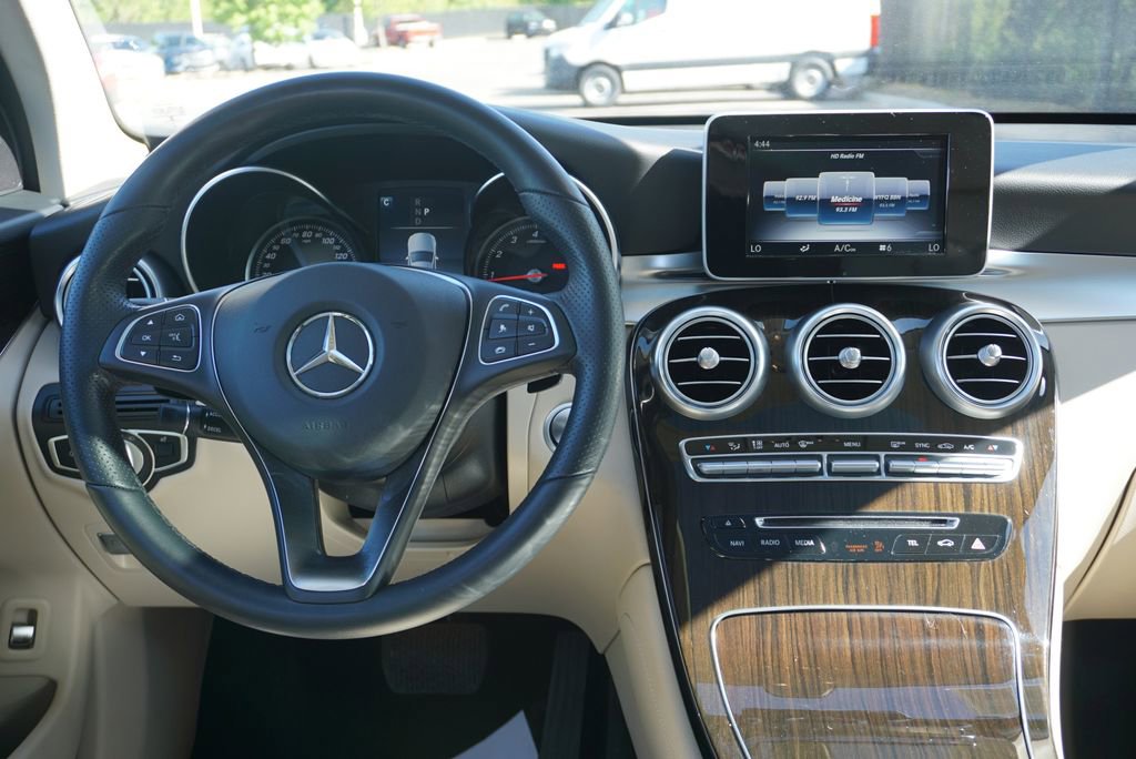 Used 2019 Mercedes-Benz GLC 300 image 46