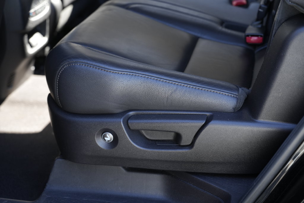 Used 2020 Acura MDX SH-AWD image 28