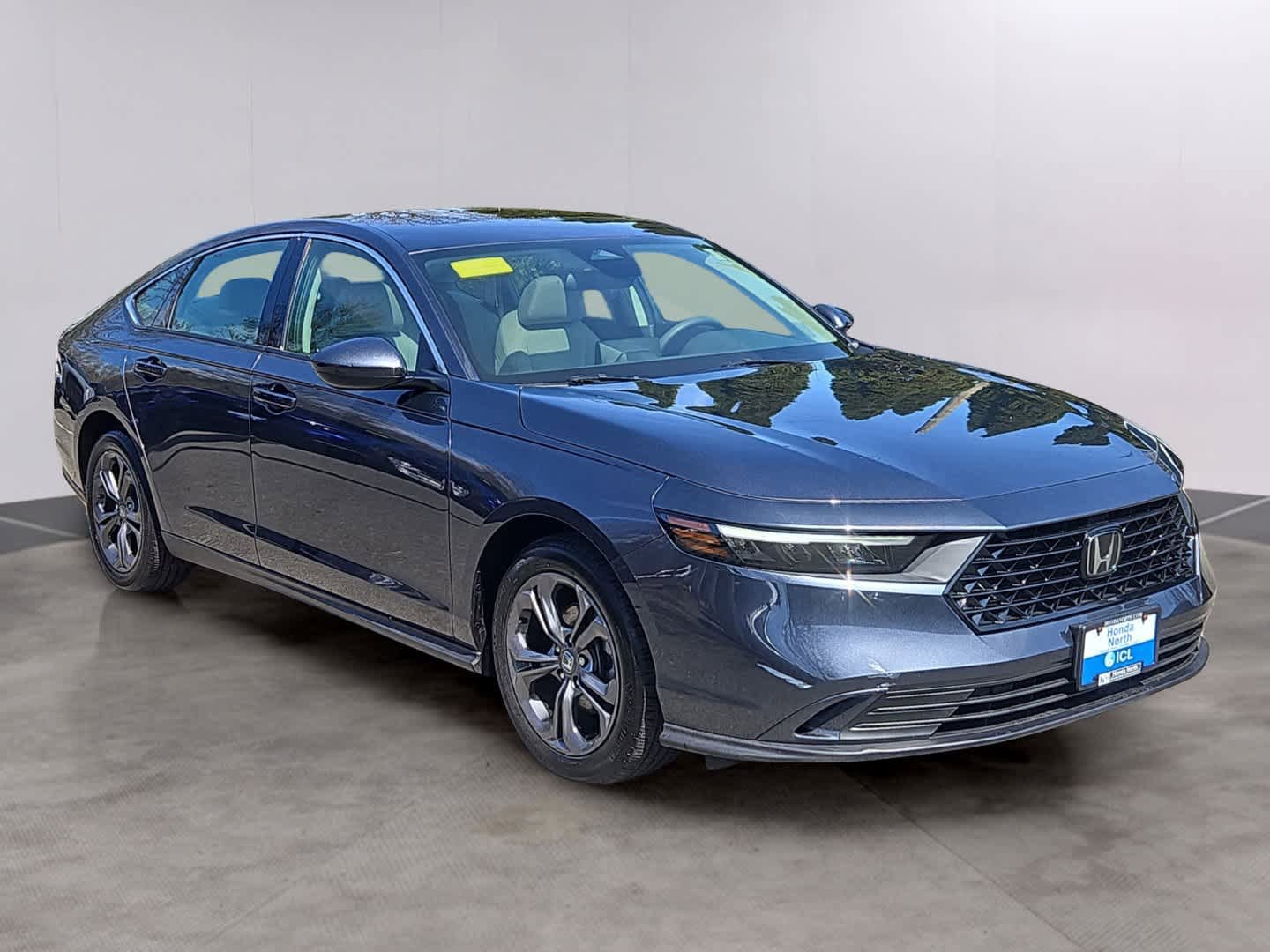 Used 2023 Honda Accord EX image 3