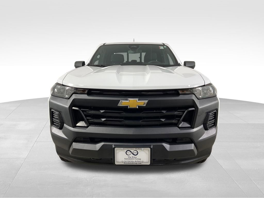 Used 2024 Chevrolet Colorado W/T w/ WT Convenience Package II image 3