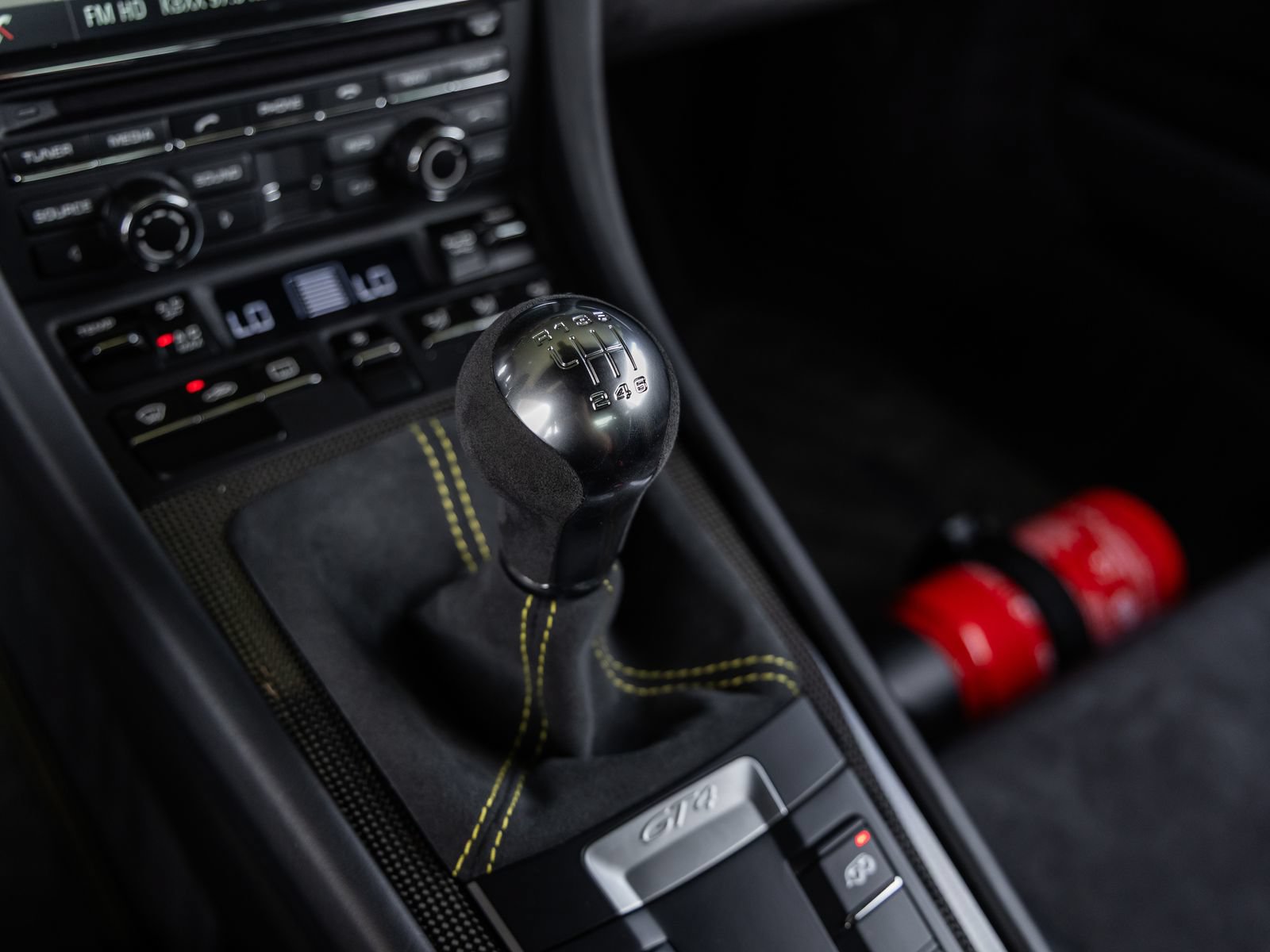 Used 2016 Porsche Cayman GT4 RWD image 40