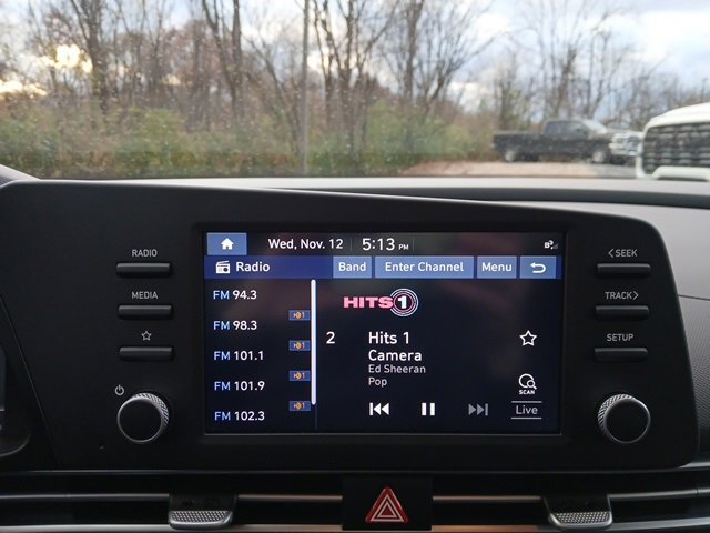 Used 2023 Hyundai Elantra SEL image 16