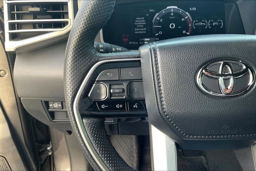 Used 2022 Toyota Tundra Platinum image 11