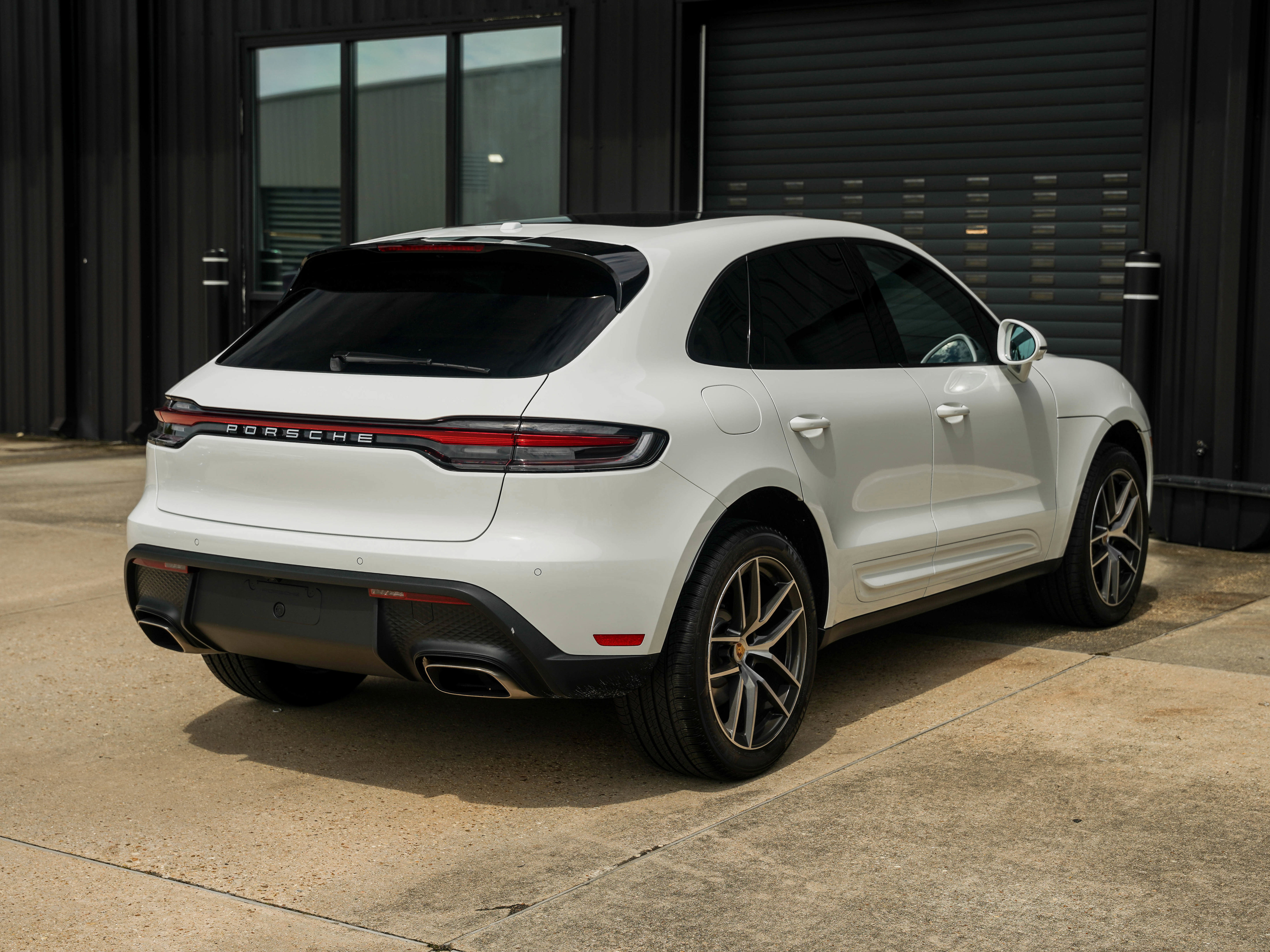 New 2026 Porsche Macan image 10