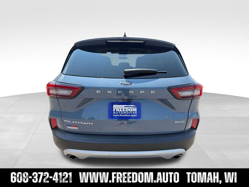 Used 2025 Ford Escape Platinum AWD/4WD image 4