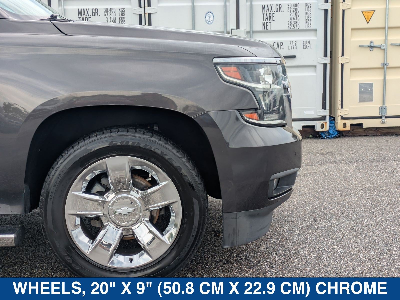 Used 2017 Chevrolet Suburban LT w/ LT Signature Package RWD image 12