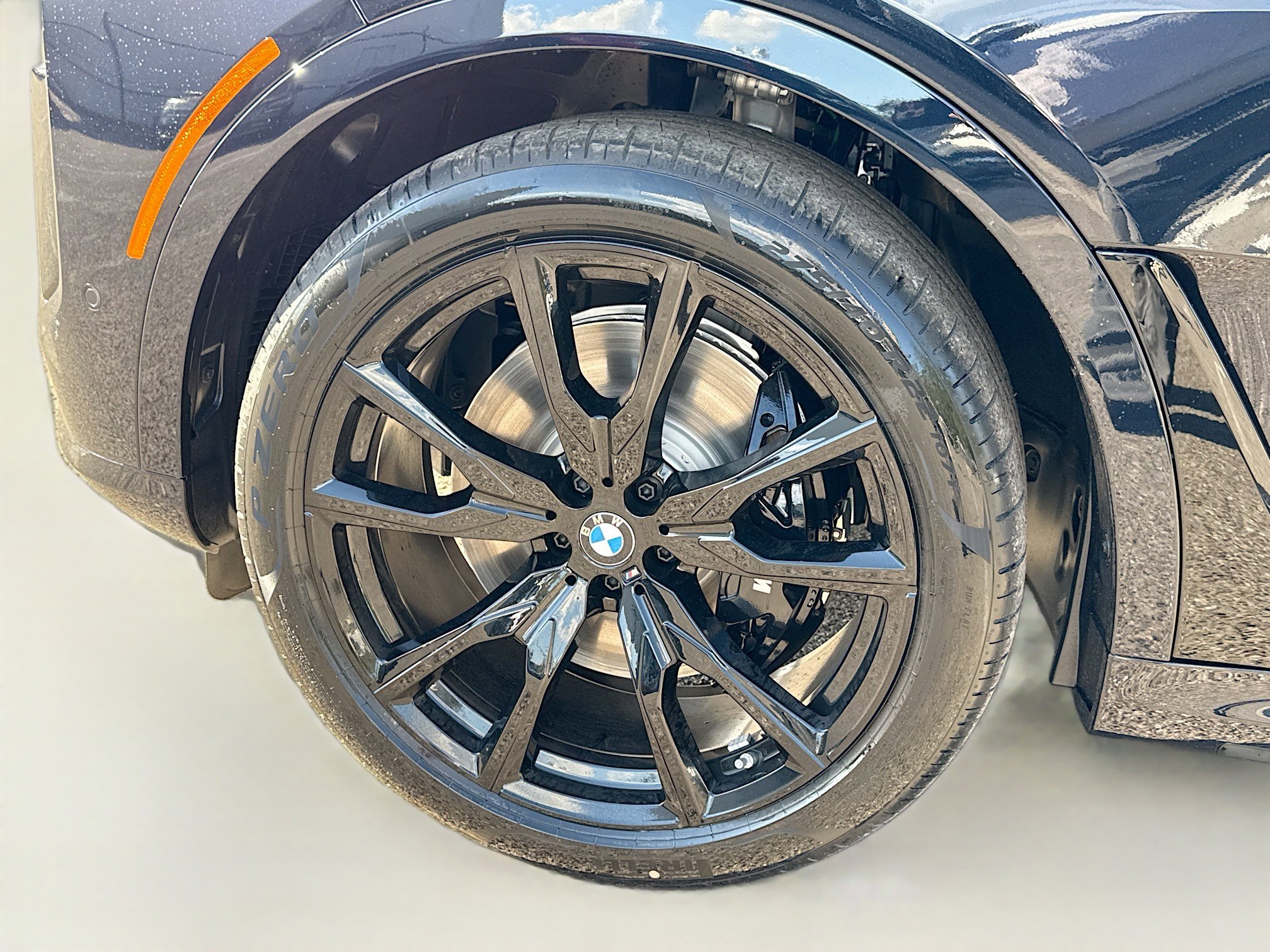 New 2026 BMW X7 M60i image 43