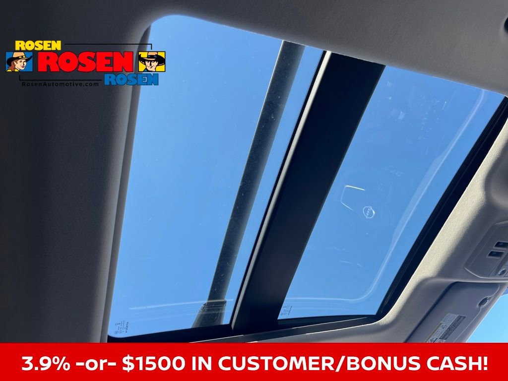 New 2026 Nissan Kicks SV w/ SV Premium Package image 18