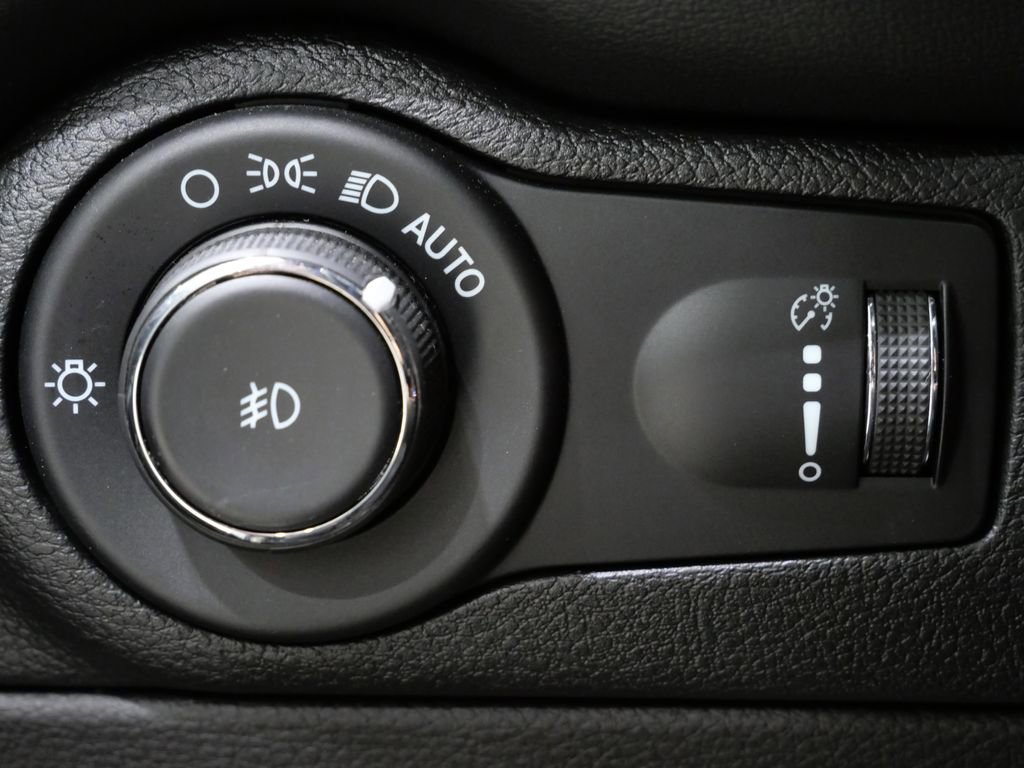 Used 2023 Dodge Durango R/T image 15