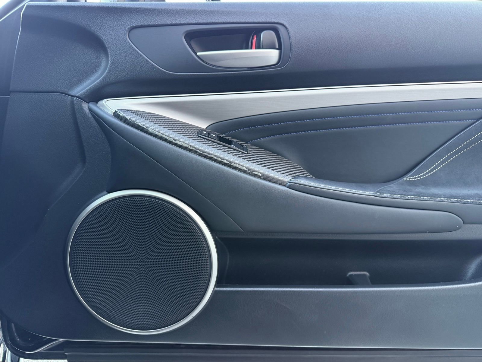 Used 2015 Lexus RC F w/ Premium Package image 40