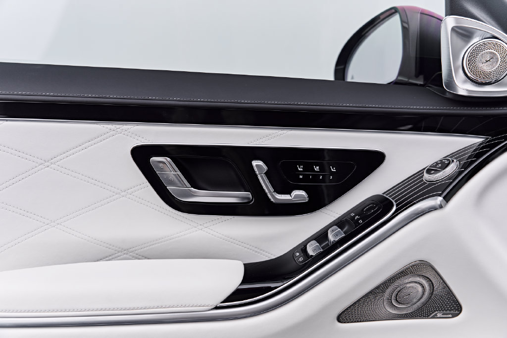 Used 2026 Mercedes-Benz Maybach S 580 4MATIC image 35