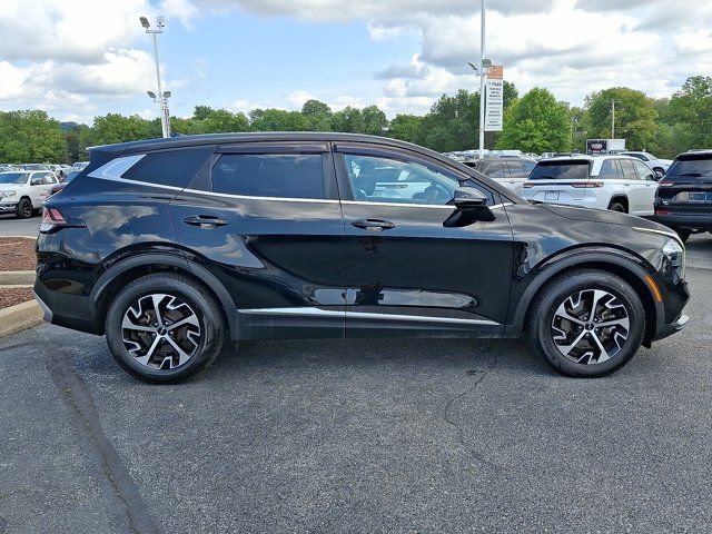 Used 2023 Kia Sportage EX FWD image 9
