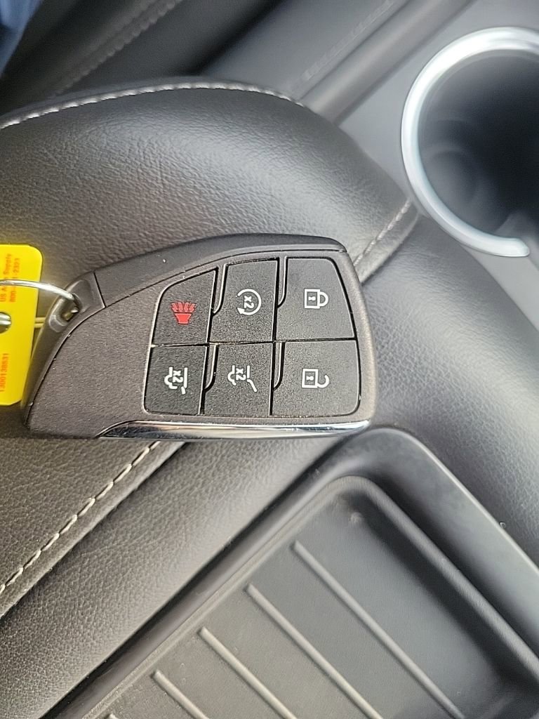 Used 2024 Chevrolet Suburban Z71 w/ Luxury Package image 15