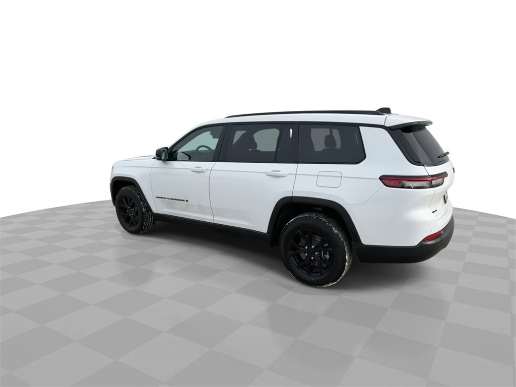 Used 2025 Jeep Grand Cherokee L Altitude image 6