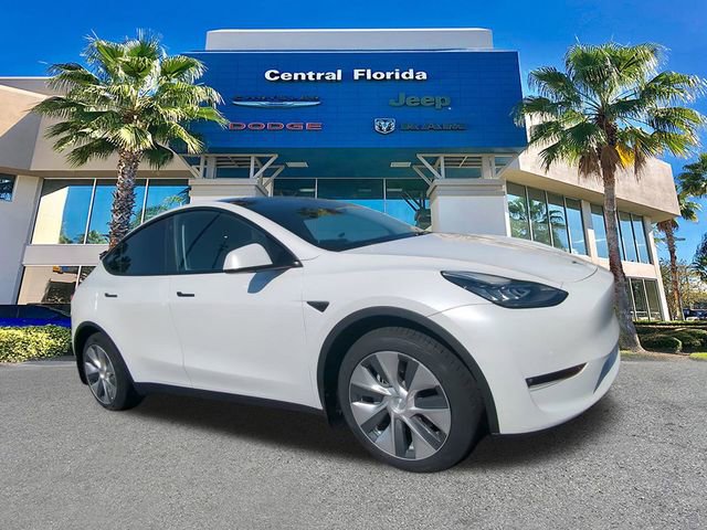Used 2022 Tesla Model Y Long Range image 2