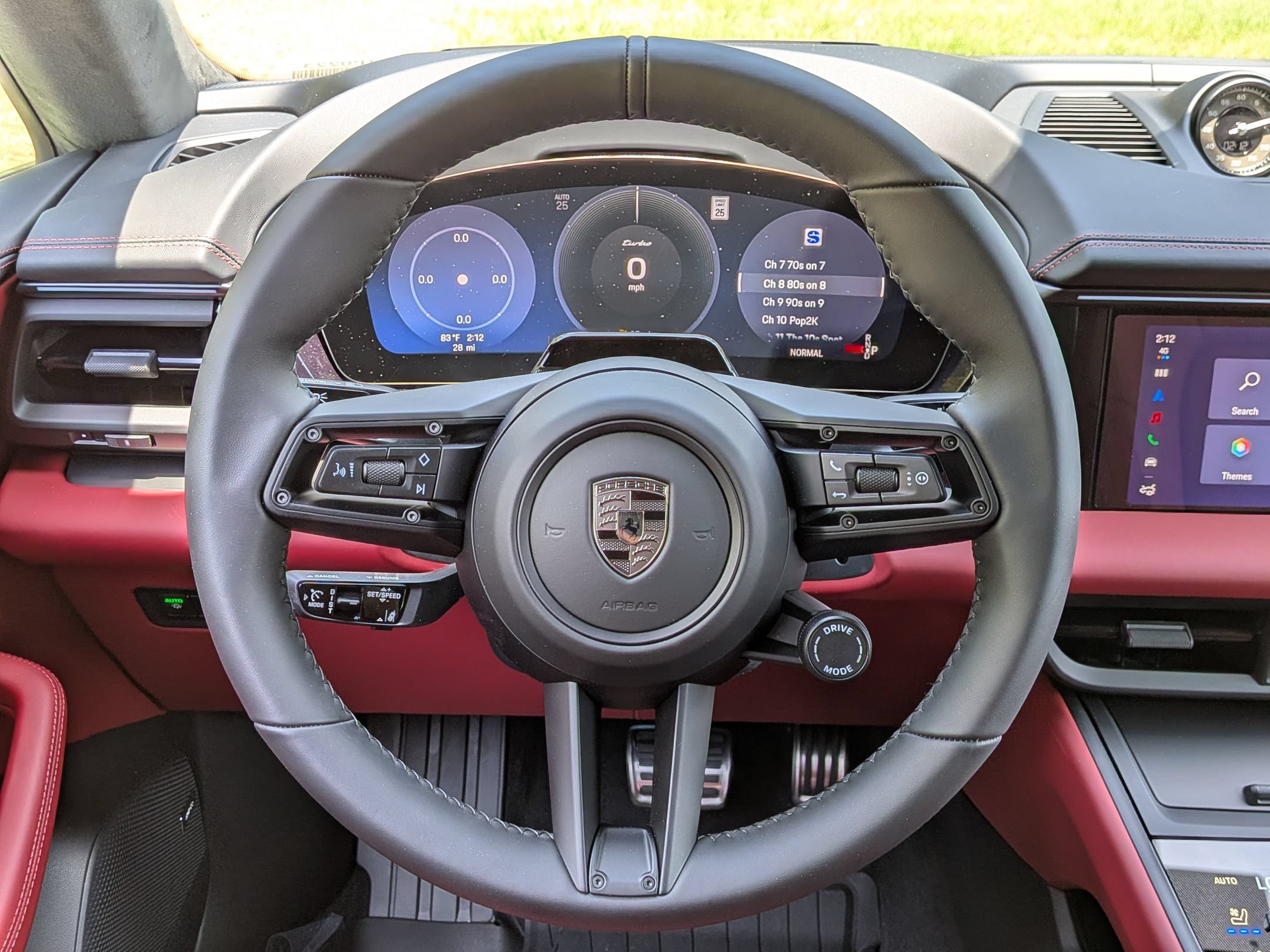 New 2026 Porsche Macan Turbo Electric AWD/4WD image 8