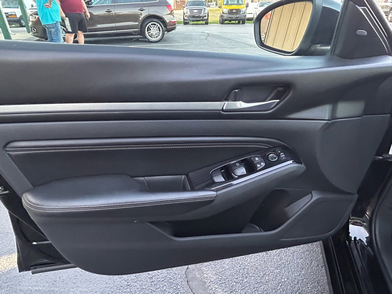 Used 2021 Nissan Altima 2.5 SV image 15