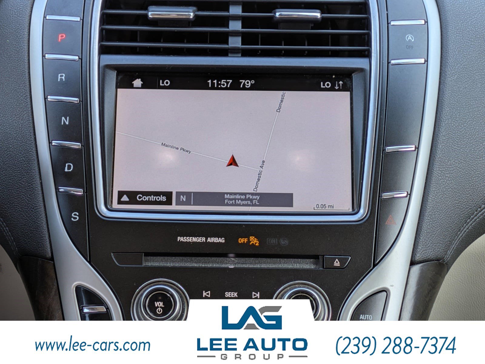 Used 2019 Lincoln Nautilus Select image 15