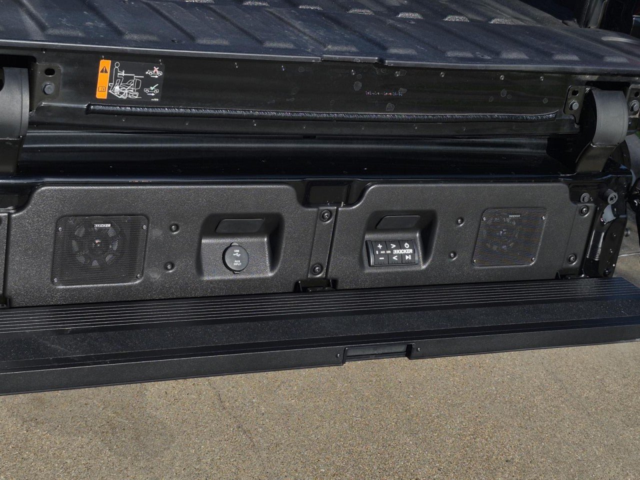 Certified 2023 GMC Sierra 1500 AT4X AWD/4WD image 10