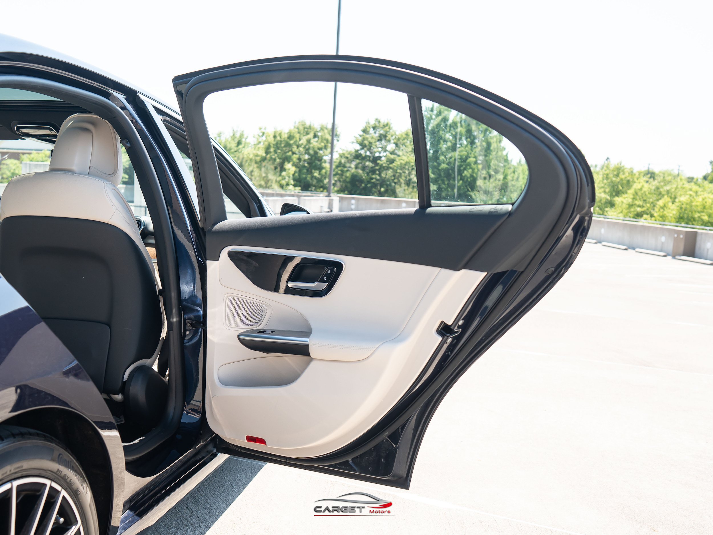Used 2022 Mercedes-Benz C 300 4MATIC Sedan w/ Exclusive Trim Package image 43