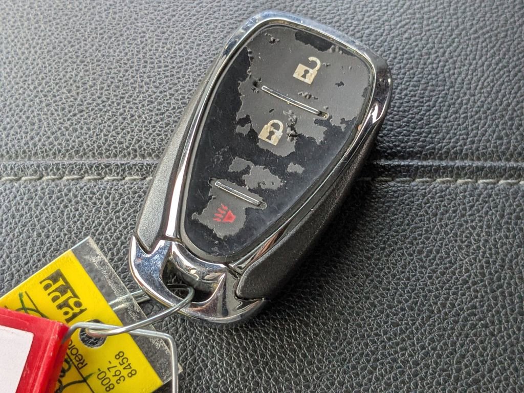 Certified 2022 Chevrolet Traverse LT w/ Midnight/Sport Edition FWD image 26