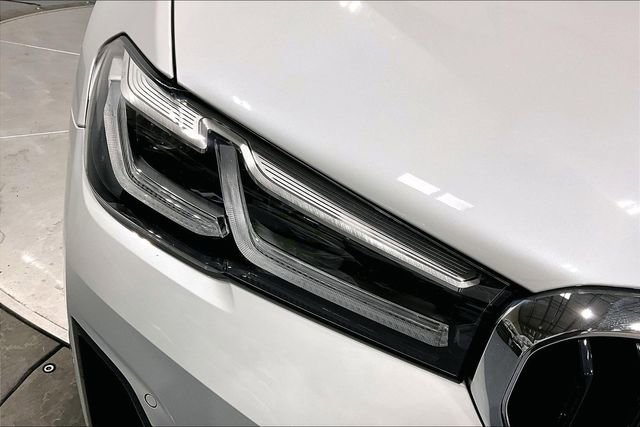 Used 2023 BMW 530i xDrive w/ Premium Package image 30