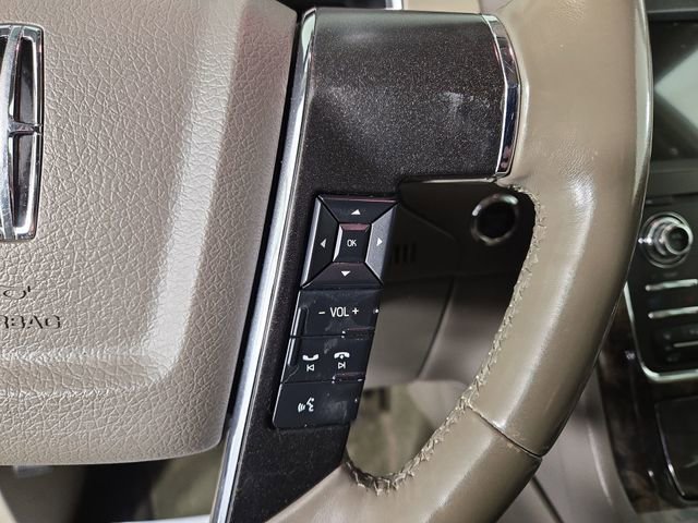 Used 2017 Lincoln Navigator Select AWD/4WD image 24