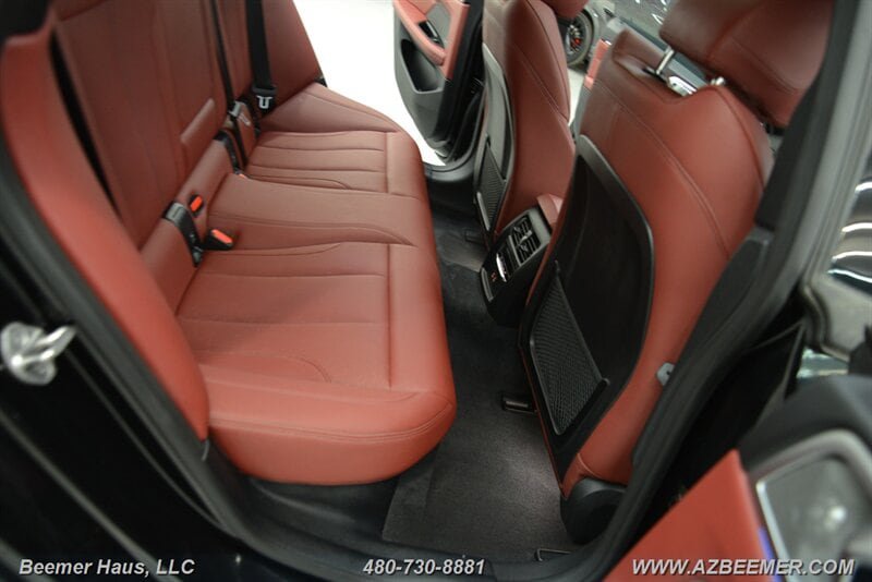 Used 2023 BMW i4 eDrive35 RWD image 28