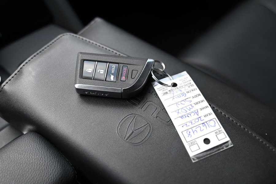 Used 2022 Acura MDX SH-AWD image 33