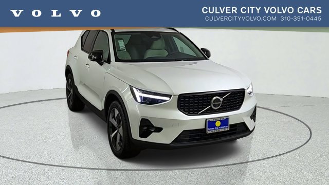 New 2026 Volvo XC40 B5 Plus w/ Protection Package Premier AWD/4WD image 1