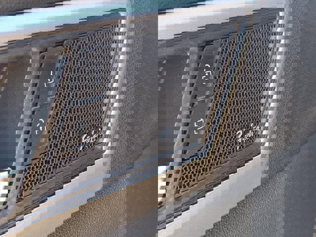 Used 2020 Volkswagen Atlas Cross Sport SEL Premium image 5