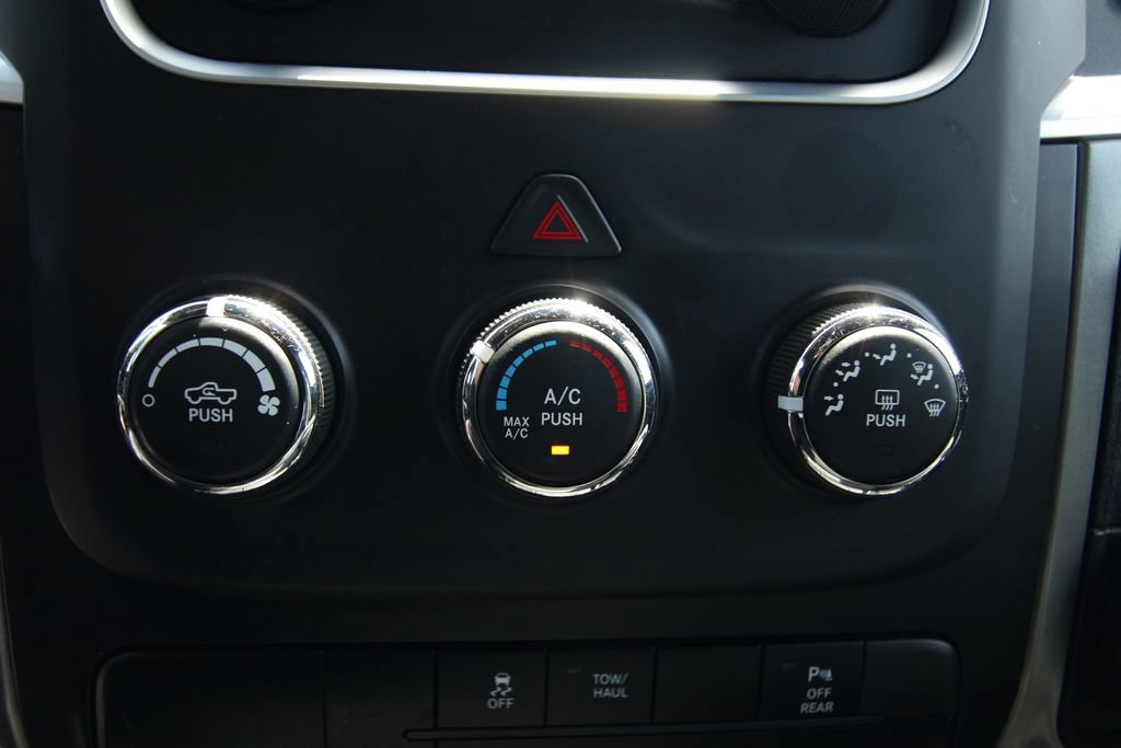 Used 2024 RAM 1500 Warlock AWD/4WD image 26