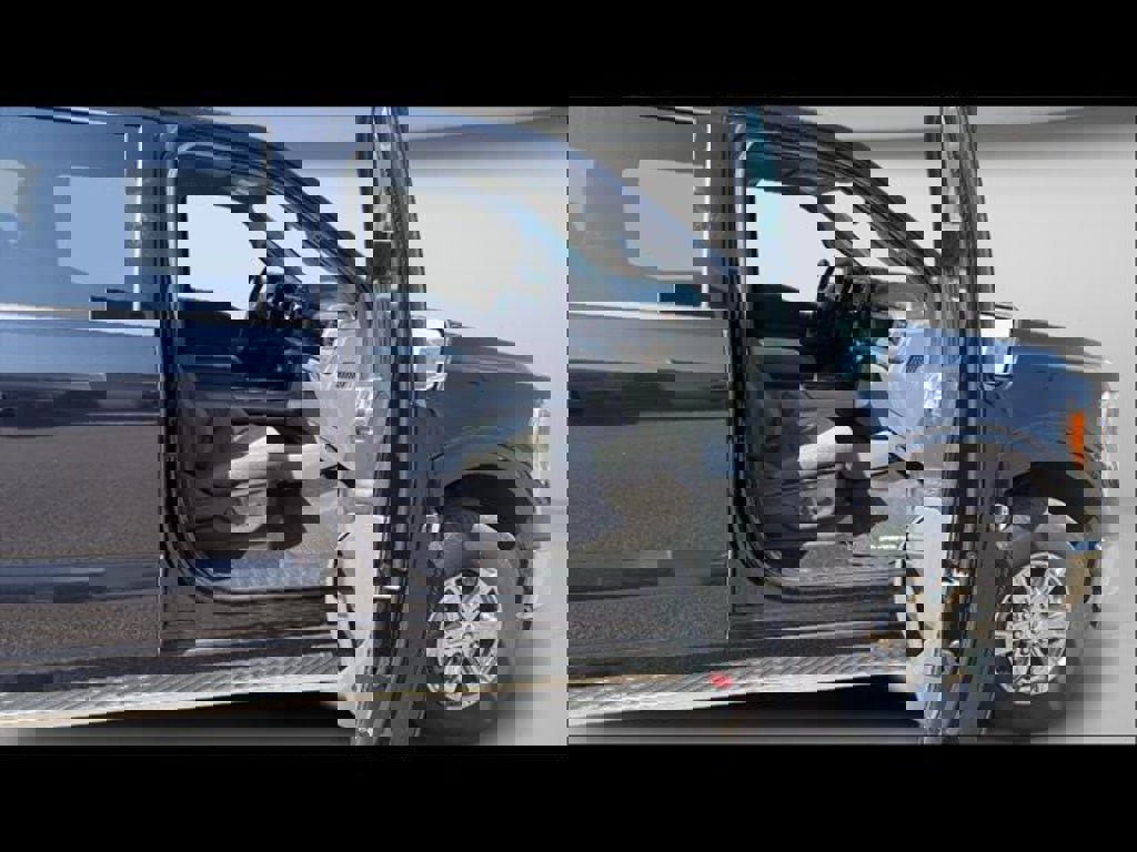 Used 2023 Ford F150 XLT w/ Equipment Group 302A High image 19