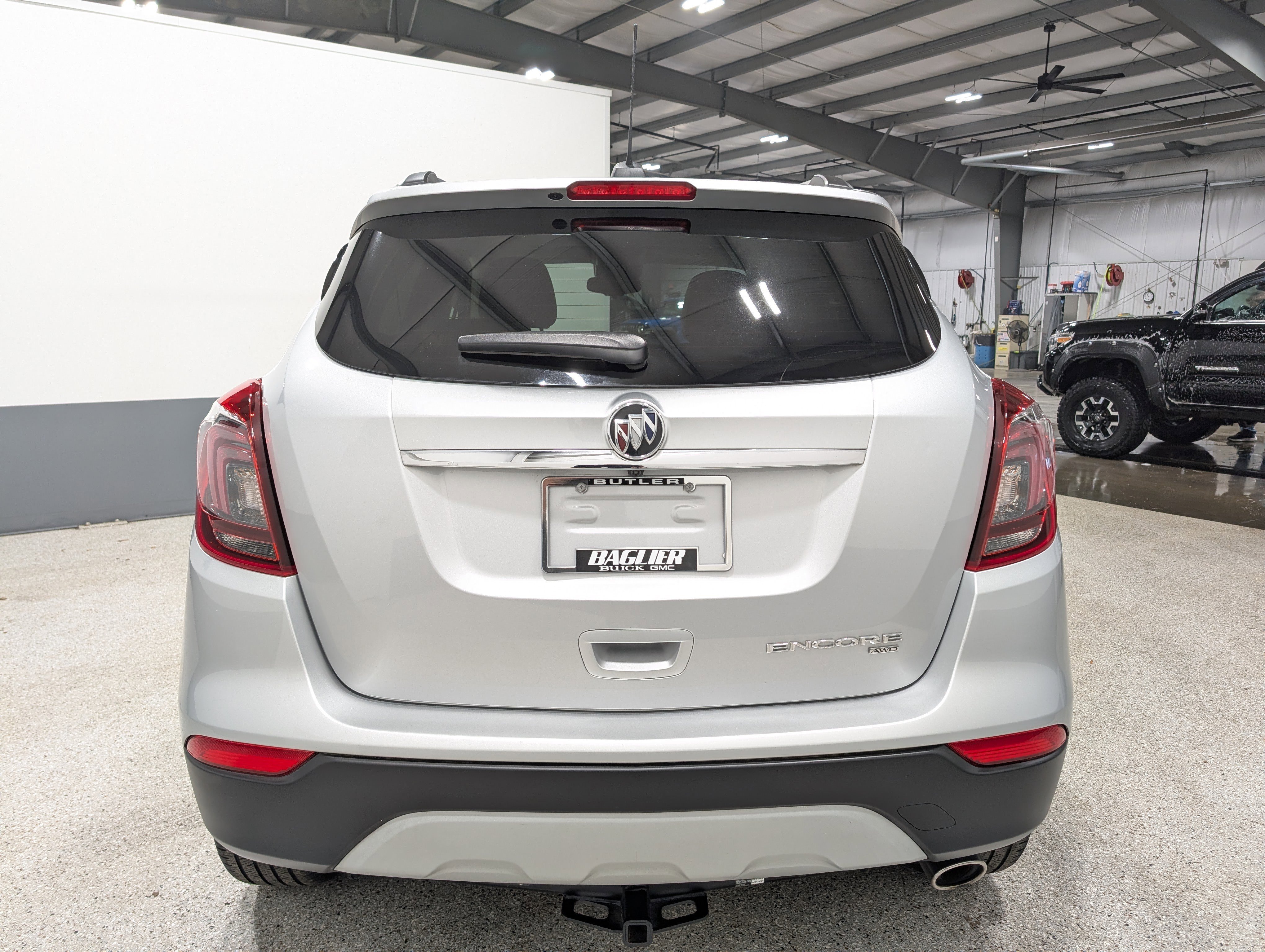 Used 2022 Buick Encore Preferred w/ Safety Package image 4