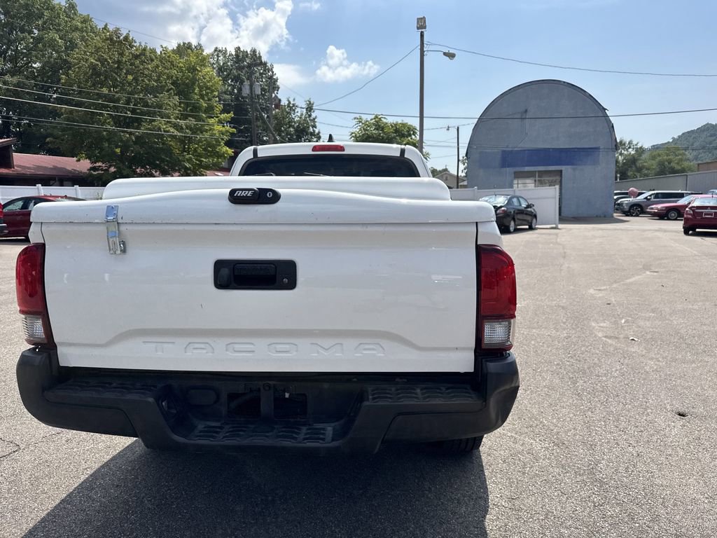 Used 2020 Toyota Tacoma 2WD Access Cab image 5