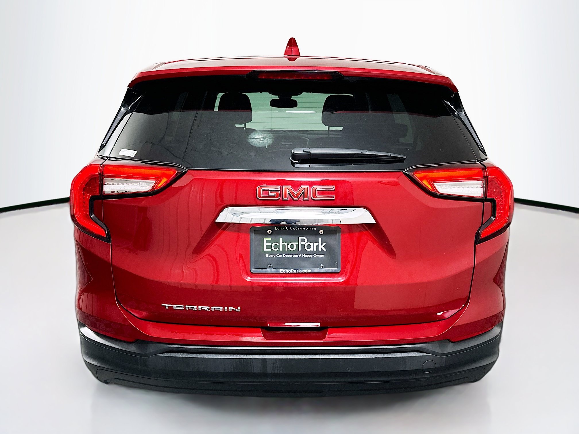 Used 2023 GMC Terrain SLE FWD image 7